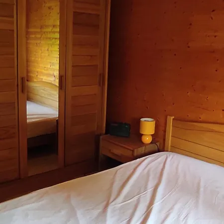 Montagnard Confortable A Avec Grand Terrain Et Parking Prive - Fr-1-814-139 Chalet Super Besse