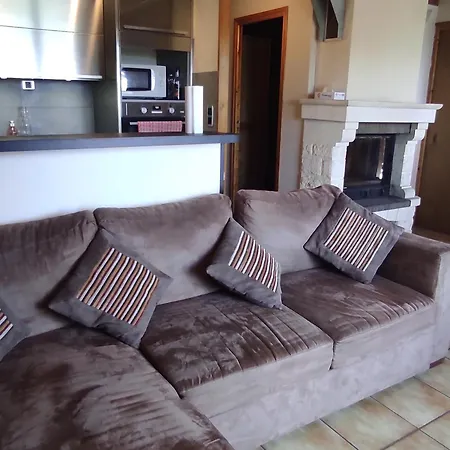 Montagnard Confortable A Avec Grand Terrain Et Parking Prive - Fr-1-814-139 Super Besse