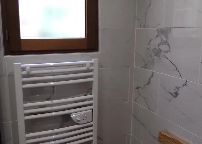 Montagnard Confortable A Avec Grand Terrain Et Parking Prive - Fr-1-814-139 Chalet Super Besse