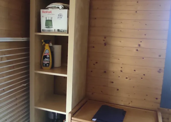 Montagnard Confortable A Avec Grand Terrain Et Parking Prive - Fr-1-814-139 *