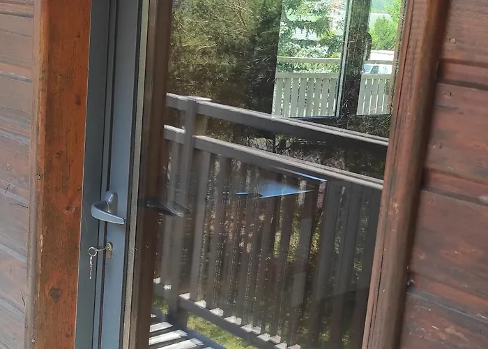 Montagnard Confortable A Avec Grand Terrain Et Parking Prive - Fr-1-814-139 Super Besse