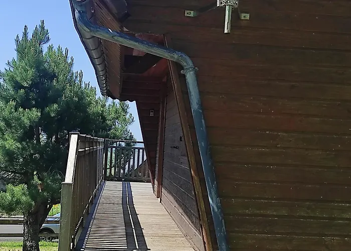 Montagnard Confortable A Avec Grand Terrain Et Parking Prive - Fr-1-814-139 * Super Besse